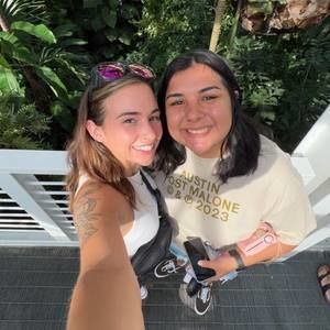 Meet your Posher, Brisa